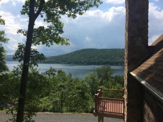 Ardmore Glenn Estate - Keuka - 5