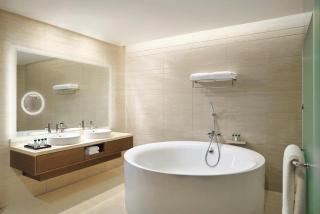 Movenpick Hotel & Convention Centre KLIA - Sepang - 4