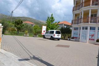 Family-friendly apartments with swimming pool Trogir - 16509 - 5