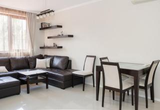 Superb 2-BDR Luxury Apt with POOL in Villa Mare by Flat Mаnager - 2