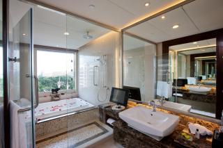 InterContinental Shenzhen by IHG - OCT Metro Station, All Rooms Featuring Balcony from 55 sqm, 10,000 sqm Garden with Beach and Outdoor & Indoor Swimming Pool, Joy Kids Utopia Theme Club - 6
