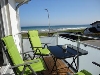 Ferienwohnung mit Meerblick, 2 Schlafzimmer, Süd- Balkon, Parkplatz - Dahme - 0