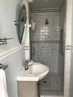 Beauclaires Bed & Breakfast - Cape May - 9