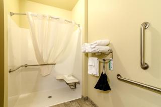 Cobblestone Hotel & Suites - McCook - McCook - 9