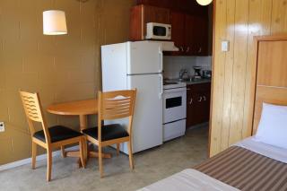 Plaza Motel - Penticton - 4