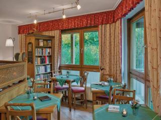 Apart Hotel am Sonnenhügel - Bad Birnbach - 2