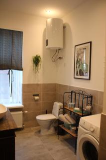 Simple & Elegant Apartment - 5