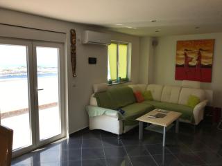 Apartments Michael & Petra , Omisalj, Insel Krk, Kroatien - 1