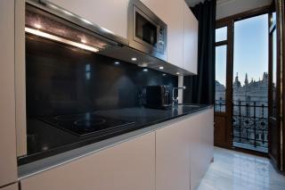 BiBo Suites Gran Vía - 1