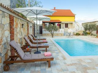 Holiday home Iva with pool - Sukošan - 6