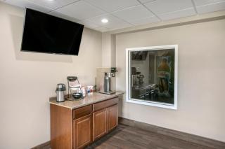 Knights Inn Bristol - Levittown - 2