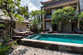 Eddys Cottages & Villa - Legian - 1