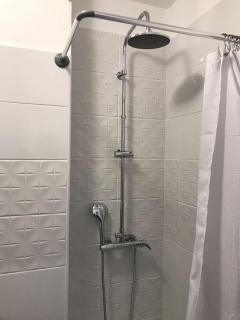 STUDIO CONTEMPORAIN CANNES - Cannes - 8