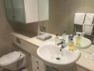 Two Bedroom Apartment on the water - 5