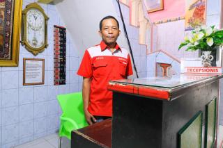 Dharmawati Homestay Syariah at Terminal Purabaya - Waru - 3