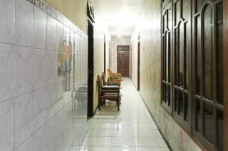 Dharmawati Homestay Syariah at Terminal Purabaya - Waru - 2