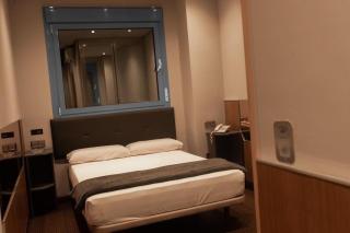 Hotel Fabrik - Humanes de Madrid - 2