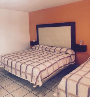 Hotel 2000 - 5
