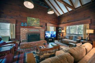34 Grandmas Cabin - Wawona - 8