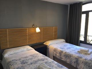 Apartamentos Avenida - 4