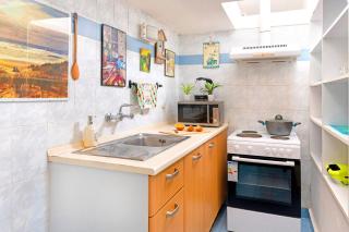 The Eclectic Yard home -famous for its Design - Rodes - 4