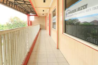 Penginapan Pondok Rizqi Syariah - Surabaya - 3