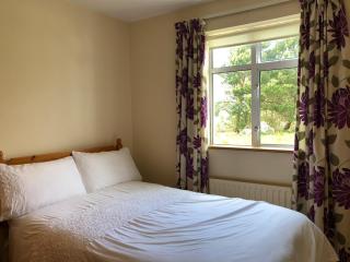Lake View Cottage - Flannery Bridge - 3