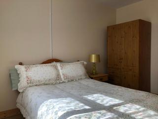 Lake View Cottage - Flannery Bridge - 4