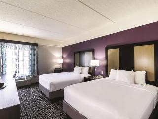 La Quinta by Wyndham Mission at West McAllen - 9