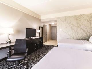 La Quinta by Wyndham Mission at West McAllen - 8