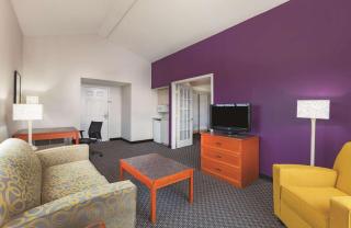 La Quinta Inn by Wyndham Midland - Midland - 4