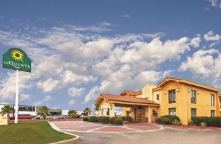 La Quinta Inn by Wyndham Midland - 5