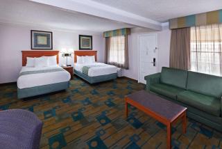 La Quinta Inn by Wyndham Austin Oltorf - Austin - 1