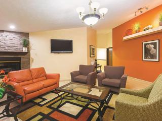 La Quinta by Wyndham Woodburn - 5