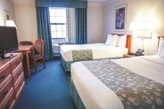 La Quinta Inn by Wyndham Moline Airport - 1
