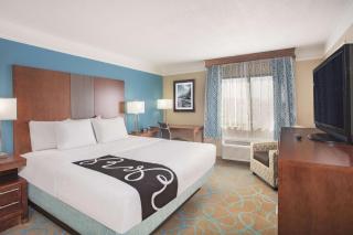 La Quinta by Wyndham Elizabethtown - Elizabethtown - 1