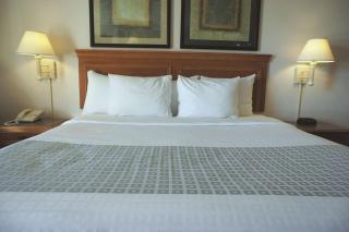 La Quinta Inn by Wyndham Albuquerque Airport - Albuquerque - 1
