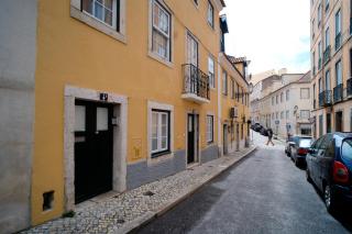 Bright And Sunny Apartment - Lisbona - 9