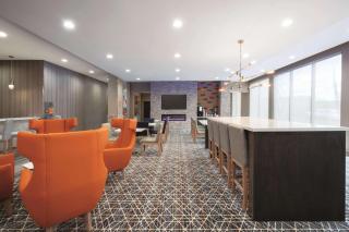 La Quinta by Wyndham Opelika Auburn - Opelika - 4
