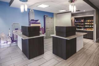 La Quinta Inn by Wyndham Indianapolis North - Indianapolis - 6