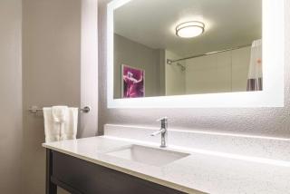La Quinta by Wyndham Alexandria Airport - Alexandria - 1