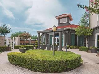 La Quinta by Wyndham Fort Worth City View - 2