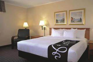 La Quinta by Wyndham Tampa Fairgrounds - Casino - Tampa - 7