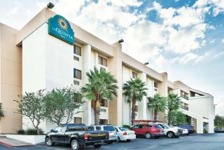 La Quinta Inn by Wyndham Austin North - Austin - 0
