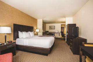 La Quinta by Wyndham Ely - 9