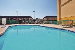 La Quinta by Wyndham Florence - Florence - 4