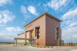 La Quinta by Wyndham San Marcos Outlet Mall - San Marcos - 9