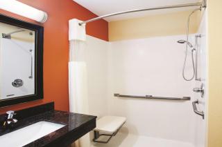 La Quinta by Wyndham Florence - Florence - 1