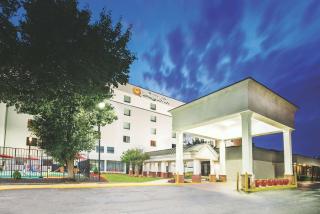 La Quinta Inn & Suites by Wyndham DC Metro Capital Beltway - 5