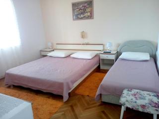 Apartments by the sea Zivogosce - Porat, Makarska - 6899 - Igrane - 5